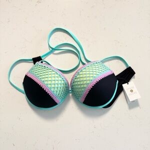 Shade & Shore Light Lift Halter Bikini Top NWT